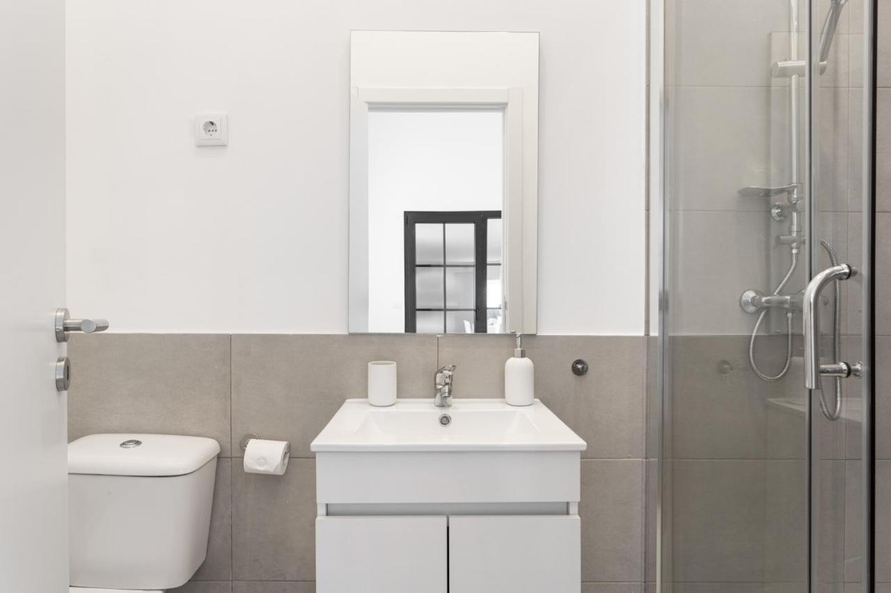 Altido Stylish 2-level Flats Near Ajuda Palace Lisboa