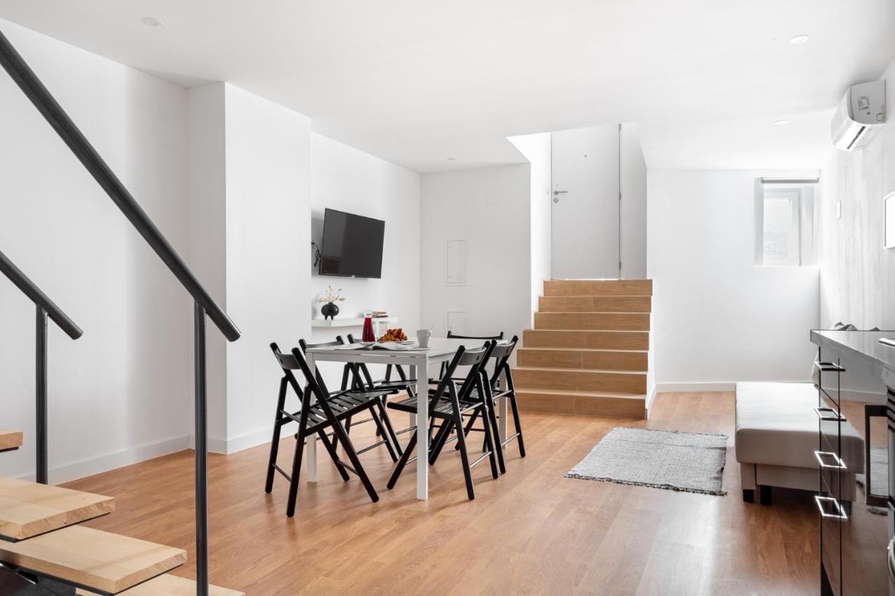 Altido Stylish 2-level Flats Near Ajuda Palace * Lisboa